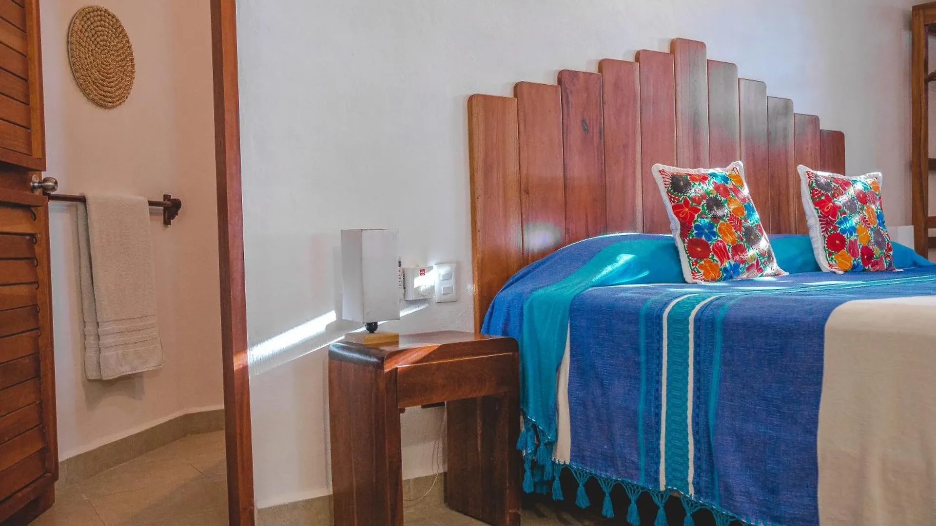 Nocleg ze śniadaniem Bed and Breakfast Casa Colibri Tankah Tulum